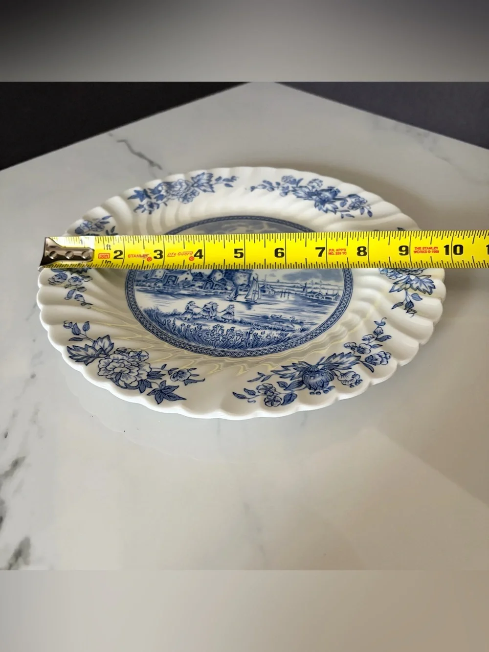 Tulip Time Dinner Plate by Johnson Brothers